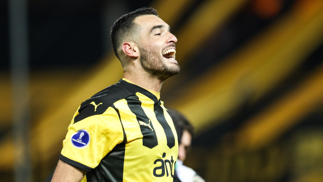 Defensor uruguayo Fabricio Formiliano reforzará a Universidad de Chile