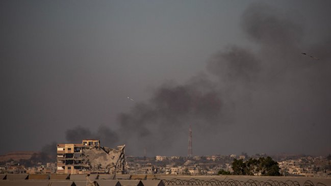 Ataque israelí a una escuela en Gaza deja al menos 80 muertos y decenas de heridos