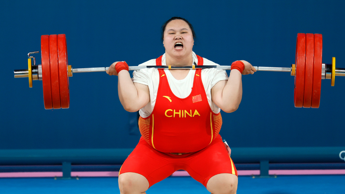 Li Wenwen ratificó el dominio chino en halterofilia con el oro de París 2024