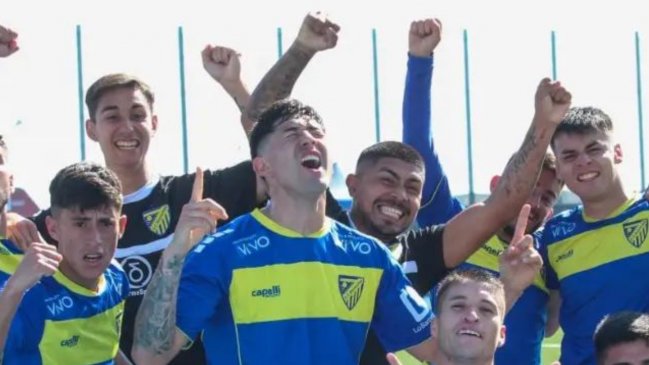 Barnechea volvió a las canchas con una cómoda victoria sobre Santiago Morning