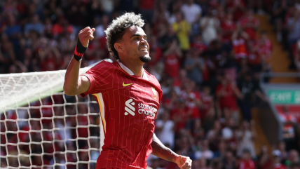   Luis Díaz comandó a Liverpool con un doblete en su goleada contra Sevilla 