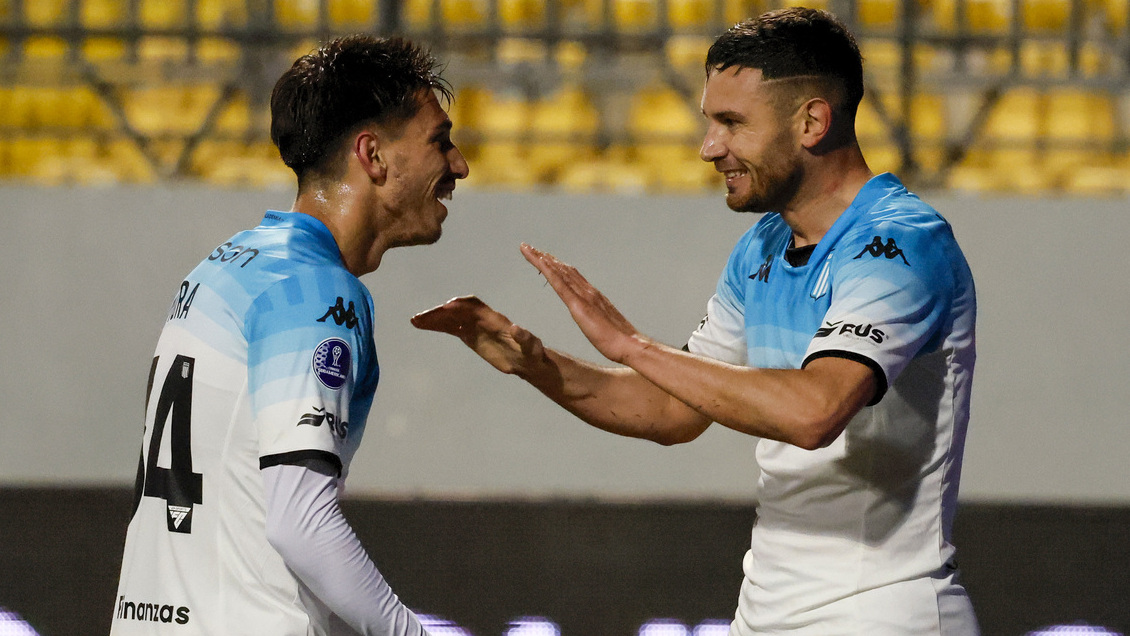 Huachipato se estrelló ante Racing Club y complicó su futuro en la Sudamericana