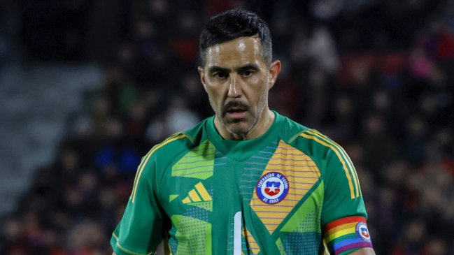 Medio afirmó que Bravo quedará al margen de los duelos ante Argentina y Bolivia