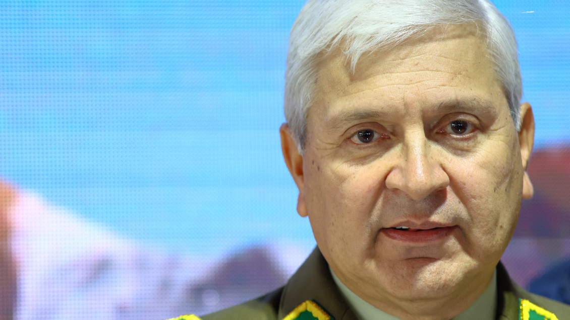 Yáñez desdramatizó ida al hospital, aunque llegó en ambulancia