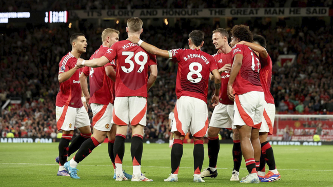 Manchester United se estrenó con triunfo ante Fulham en el inicio de la Premier League
