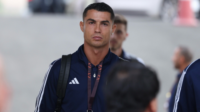 Cristiano Ronaldo tocó el trofeo y Al Nassr fue goleado en la Supercopa de Arabia