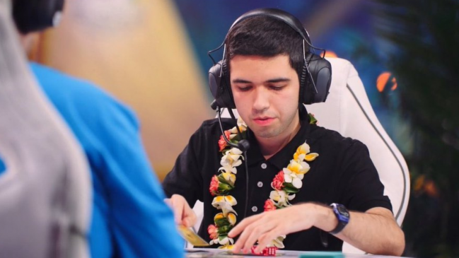 Chileno Fernando Cifuentes se convirtió en el mejor maestro Pokémon del mundo