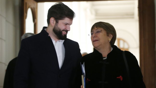 Boric y Bachelet se reencontrarán este lunes en aniversario 70 del Cruch