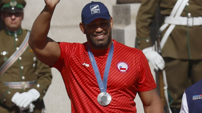 Yasmani Acosta: Si ahora tengo la medalla de plata, me falta la de oro