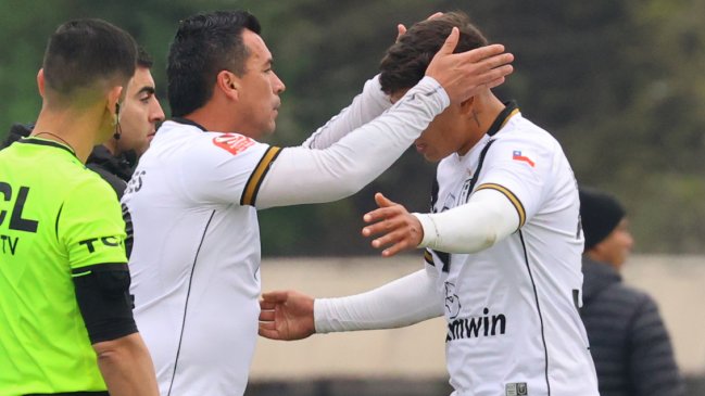 Esteban Paredes tuvo su regreso oficial al fútbol profesional con un gol