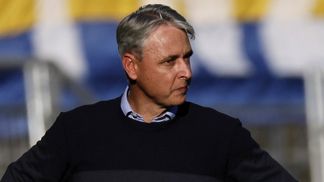 Tribunal de Disciplina castigó a Tiago Nunes por incidente con Tomás Asta-Buruaga