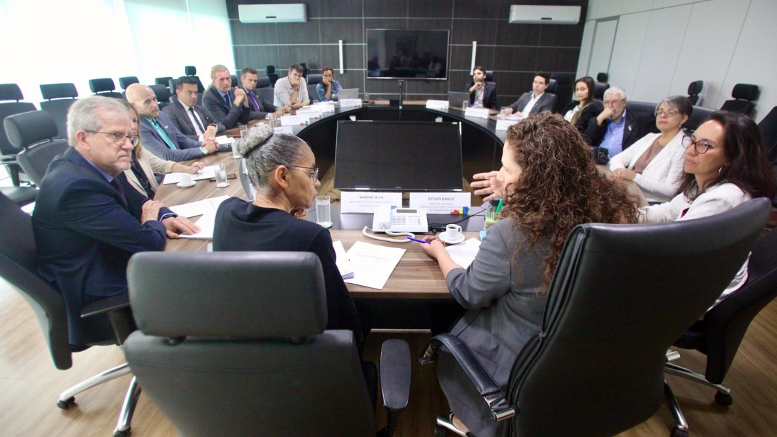 Brasil sospecha que incendios en la Amazonia, el Pantanal y São Paulo son criminales