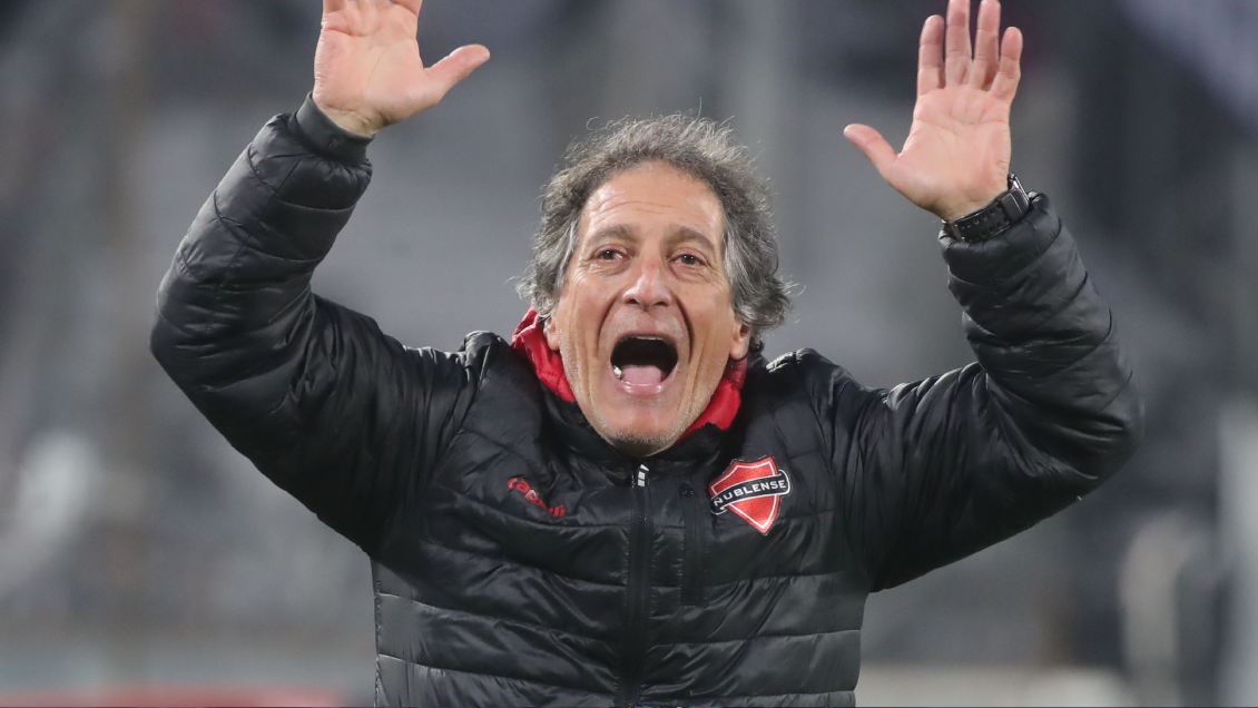 Mario Salas: Se privilegia a la selección sobre los clubes, como si a nadie le importara el Campeonato