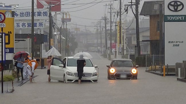 Poderoso tifón Shanshan deja al menos cuatro muertos y numerosos daños en Japón