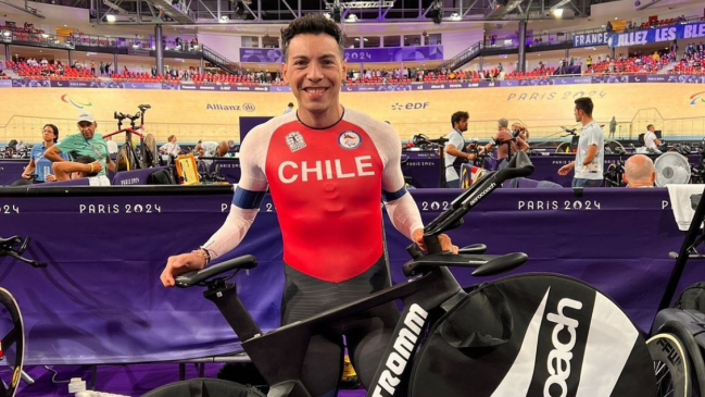 Hernán Moya se estrenó en París 2024 con un 17º lugar en ciclismo de pista