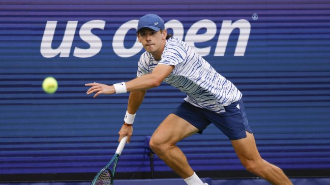 Alex de Miñaur batió a Jordan Thompson y se instaló en cuartos del US Open