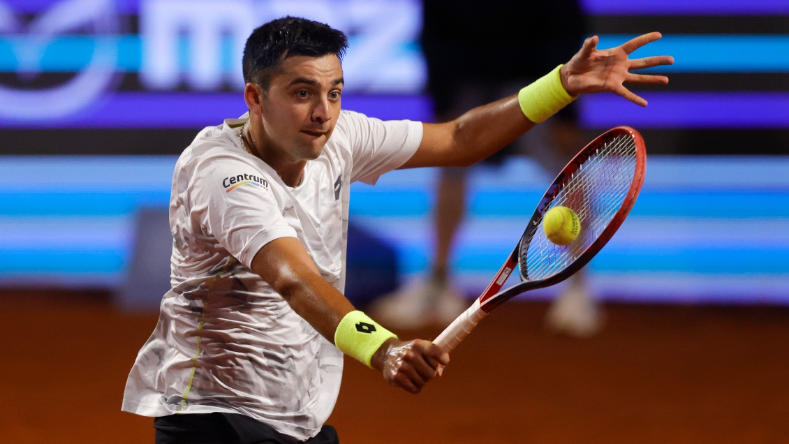 Tomás Barrios debutó con éxito en la gira asiática