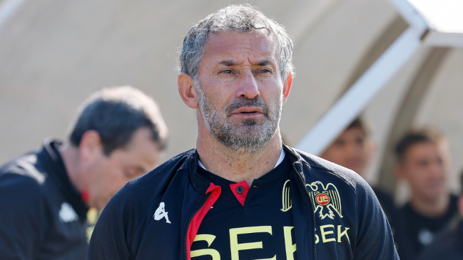 Unión Española desvinculó a Miguel Ponce como su entrenador