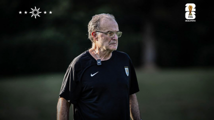   Marcelo Bielsa anunció su nómina en Uruguay para los duelos ante Paraguay y Venezuela 
