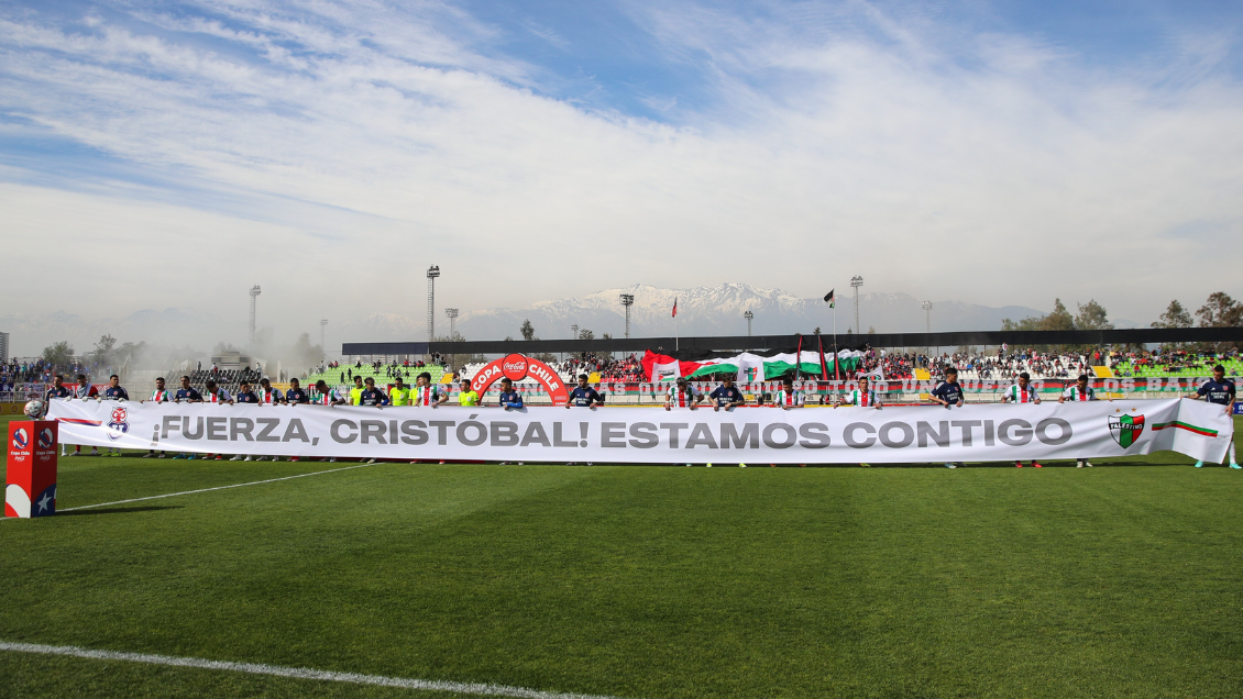 U. de Chile y Palestino mostraron su apoyo a Cristóbal Campos