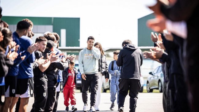 [VIDEO] El emotivo pasillo a Luis Suárez en su última entrada al Complejo Celeste de Uruguay