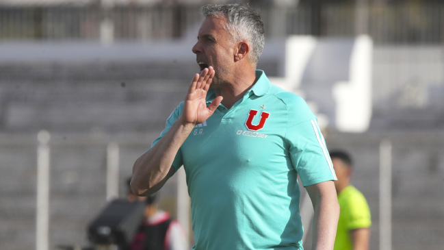 Alvarez fue cauto tras la goleada de la U a Palestino: No hay nada definido