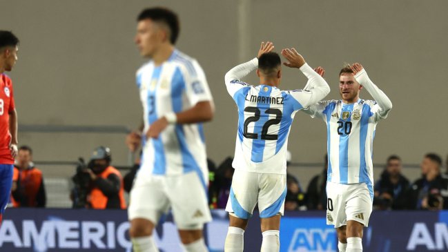 [VIDEO] Argentina golpeó a La Roja al inicio del segundo tiempo con gol de Mac Allister