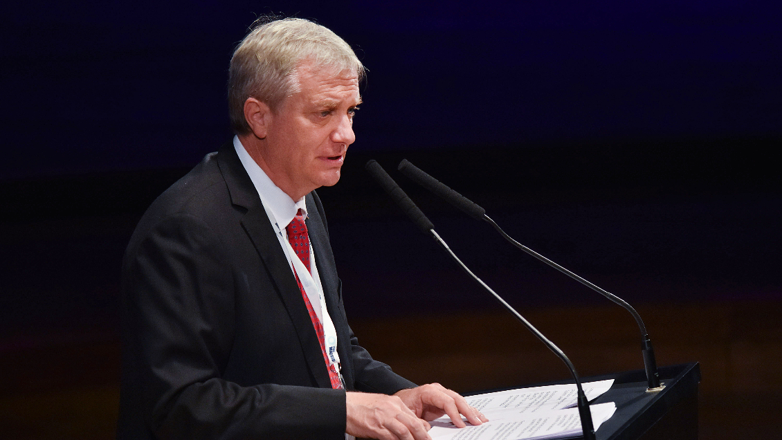 Kast criticado transversalmente por sus dichos contra Boric y Bachelet