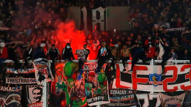 Hinchas de Colo Colo fueron vetados de los estadios de Buenos Aires