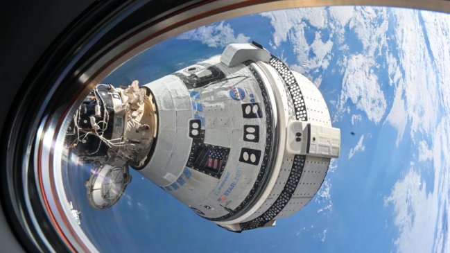 Aterrizó nave que dejó a sus dos astronautas varados en el espacio