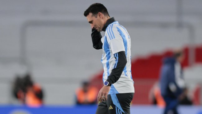 Scaloni dialogará con Messi una vez que se consume su regreso a las canchas