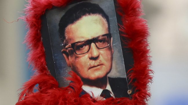 Arrate: Contrario a lo que dice la derecha, Allende nos legó tareas muy importantes