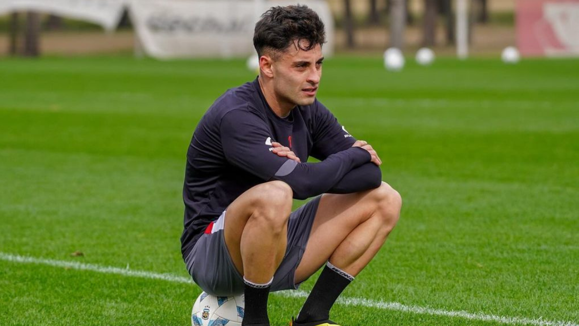 Javier Altamirano superó su lesión muscular y es opción en Estudiantes