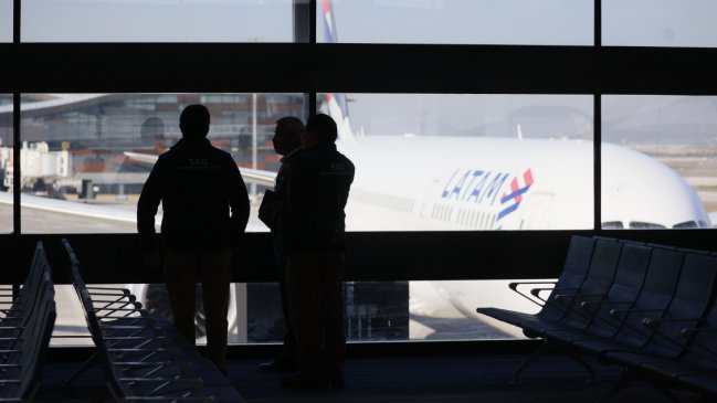 Paro de trabajadores: Aeropuerto Nuevo Pudahuel funciona con normalidad