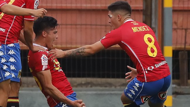 Víctor Méndez dejó CSKA Moscú y será compañero de Thomas Galdames