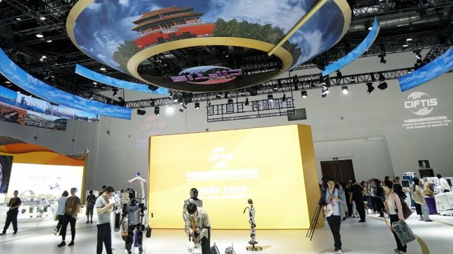 China impulsará apertura institucional de comercio de servicios