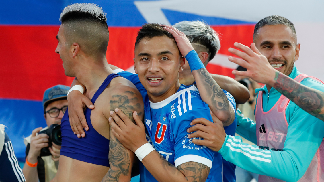 Universidad de Chile venció agónicamente a Palestino y sigue firme como líder