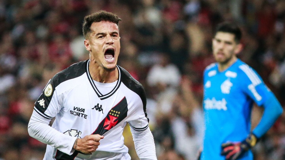 Pulgar y Meneses fueron titulares en empate de Flamengo y Vasco