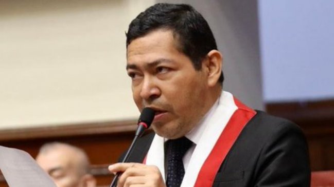 Perú investiga la muerte de Hitler Saavedra, congresista conservador