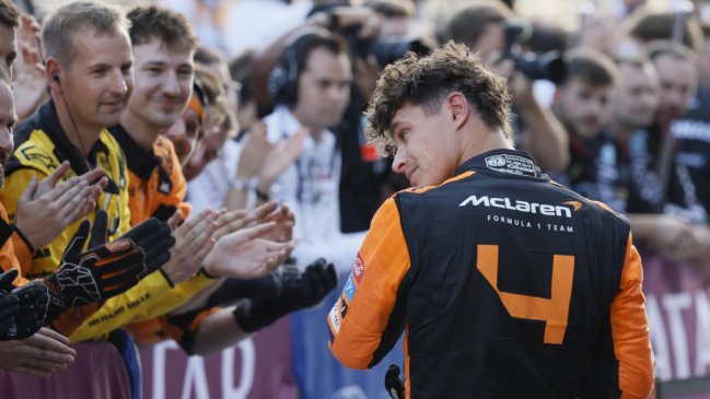 Lando Norris marcó el mejor tiempo de los libres de Singapur