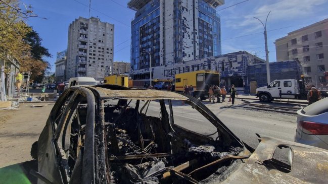 Zelenski dice que esta semana Rusia ha lanzado 900 bombas, 400 drones y 30 misiles