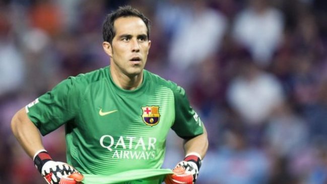 ¿Claudio Bravo dejará el retiro para volver a FC Barcelona?