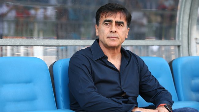 Gustavo Quinteros tuvo palabras para Colo Colo en la previa del duelo ante River