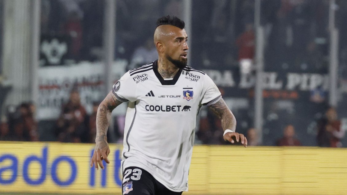 Aníbal Mosa: Lo más probable y seguro es que Arturo Vidal continuará en Colo Colo