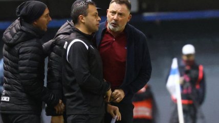   El feo gesto de Caputto tras ser expulsado en el duelo entre Copiapó y la UC 