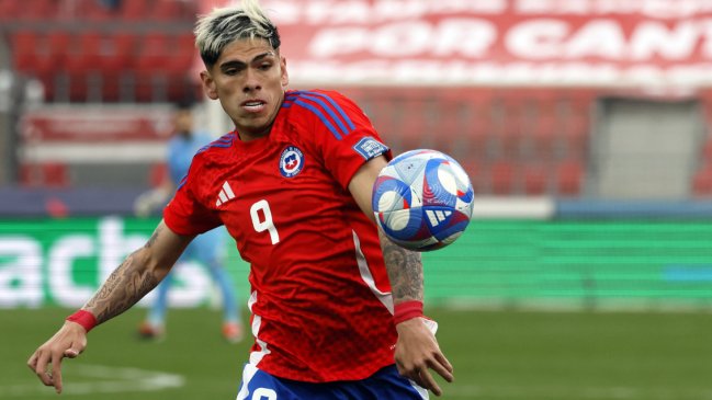 La nómina de la selección chilena para los duelos con Brasil y Colombia