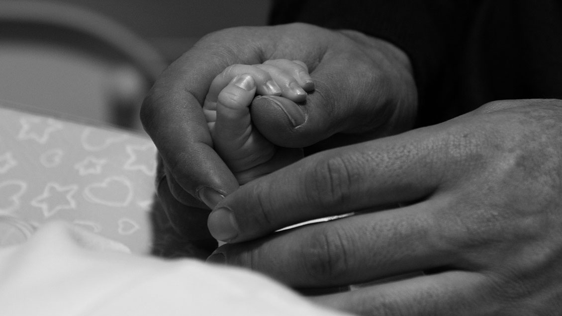 Bebé está grave tras ser atacado por el perro de la familia en Hualqui