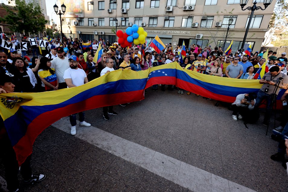 [Fotos] Venezolanos en Chile se sumaron a las movilizaciones realizadas ...