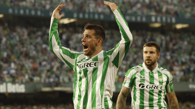 Betis de Pellegrini doblegó a Espanyol y volvió al triunfo en la liga española