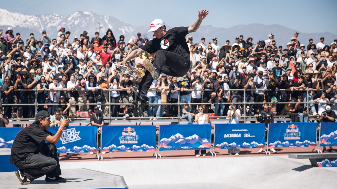 Leyendas mundiales del skate deslumbraron en el Estadio Nacional